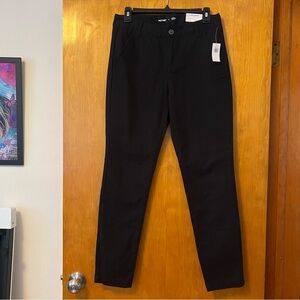 NWT Old Navy Women’s Skinny Stretch Black Pants Size 2